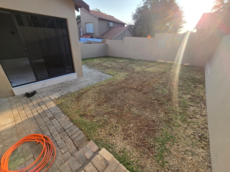 To Let 3 Bedroom Property for Rent in Cashan North West